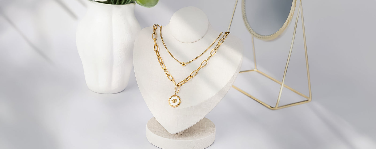 Women's Layered Necklaces