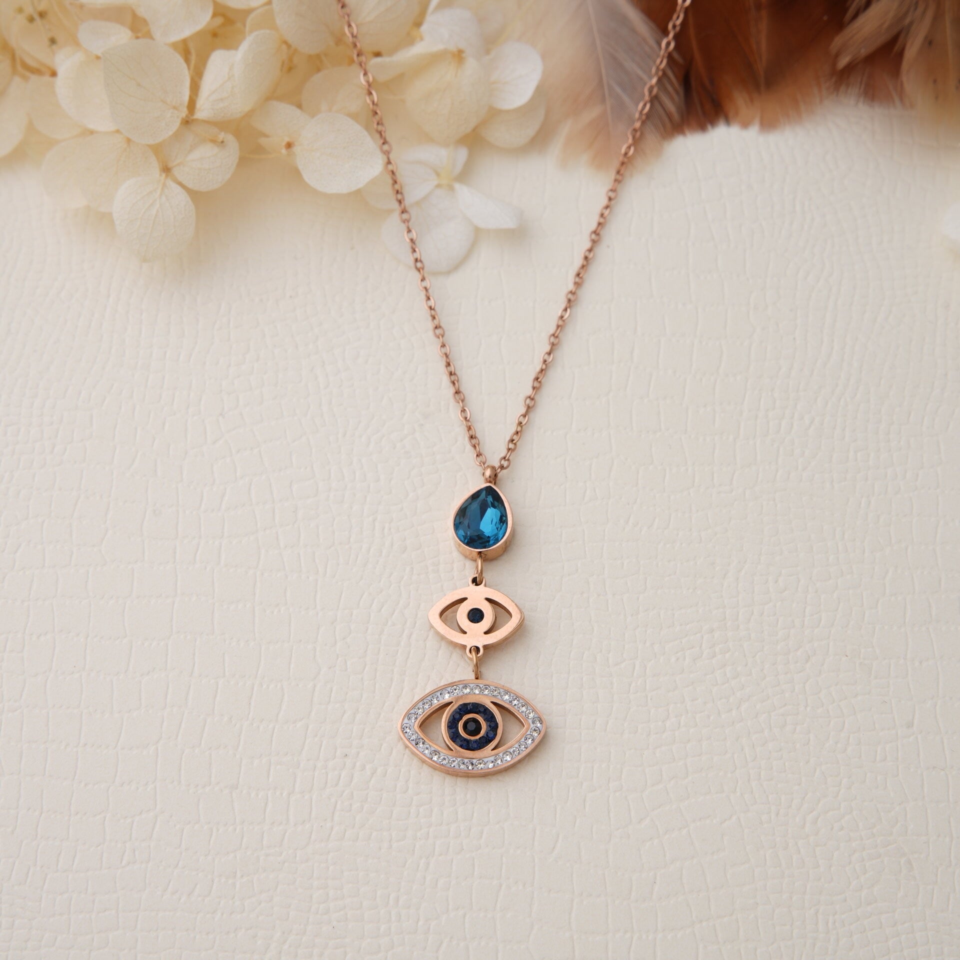 Delicate evil deals eye necklace